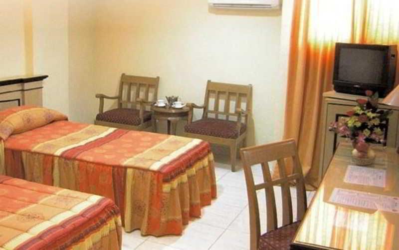 Hotel Alma Jakarta Buitenkant foto