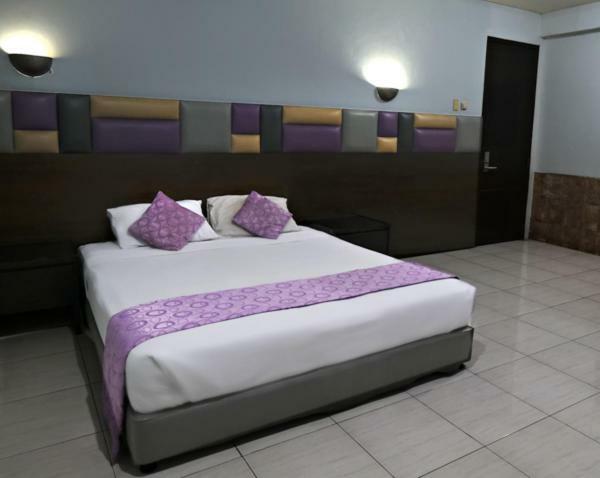 Hotel Alma Jakarta Buitenkant foto